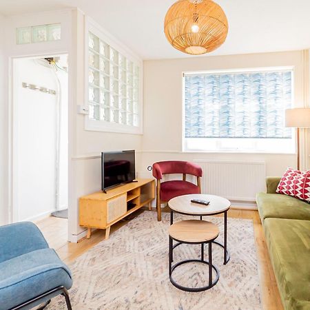 Tranquility Nook Villa พอร์ตสมัธ ภายนอก รูปภาพ